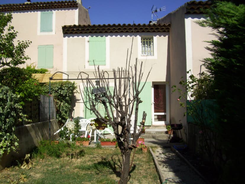 thumbnail of estate's photo