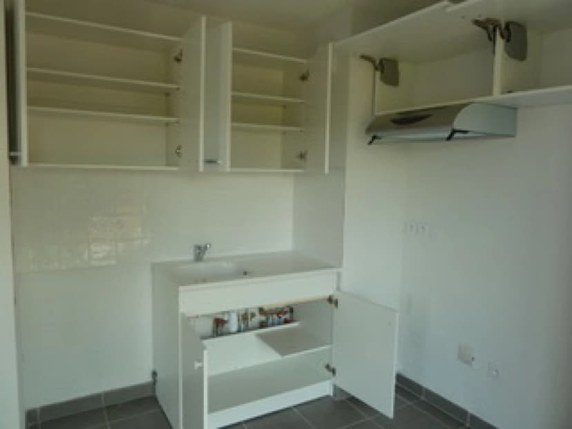 thumbnail of estate's photo