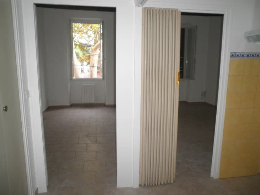 thumbnail of estate's photo