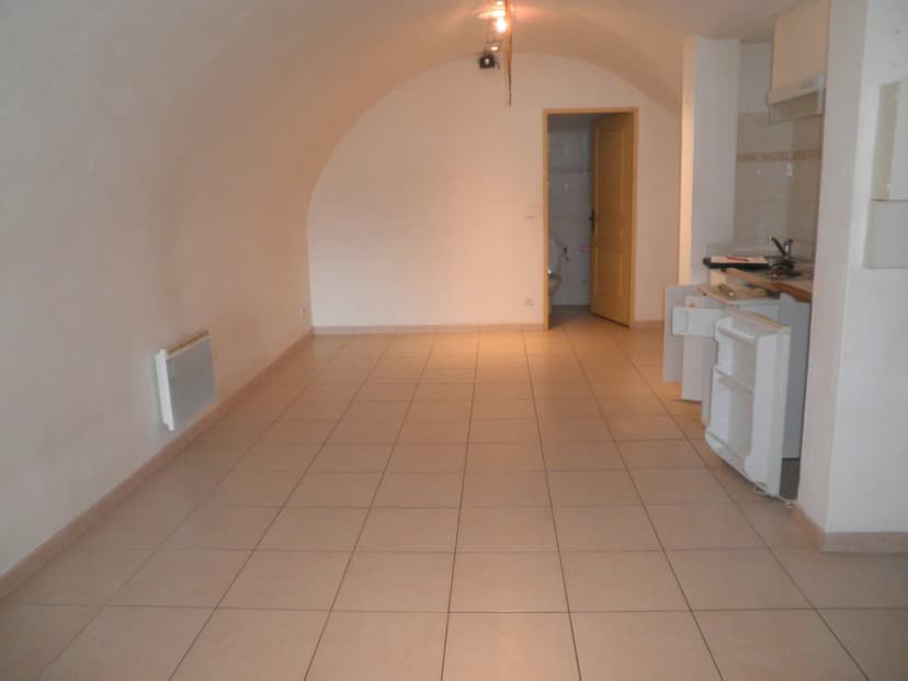 thumbnail of estate's photo