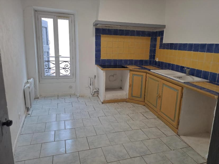 thumbnail of estate's photo