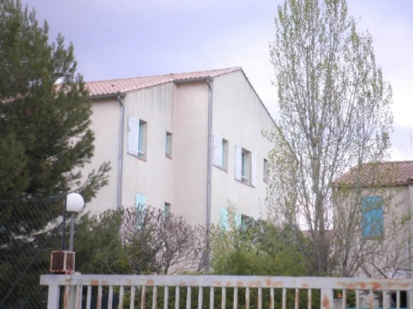 thumbnail of estate's photo