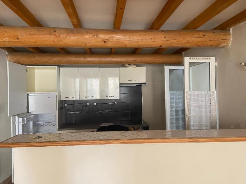 thumbnail of estate's photo