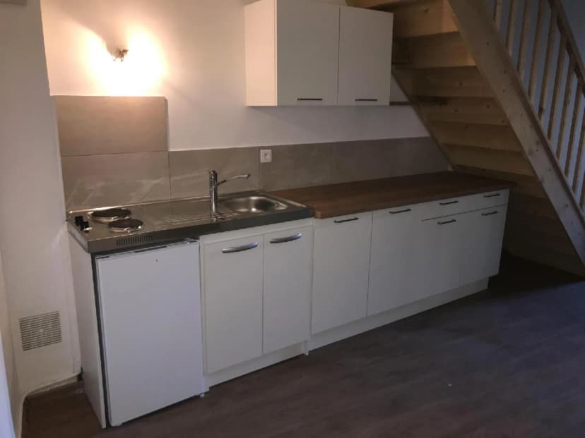 thumbnail of estate's photo