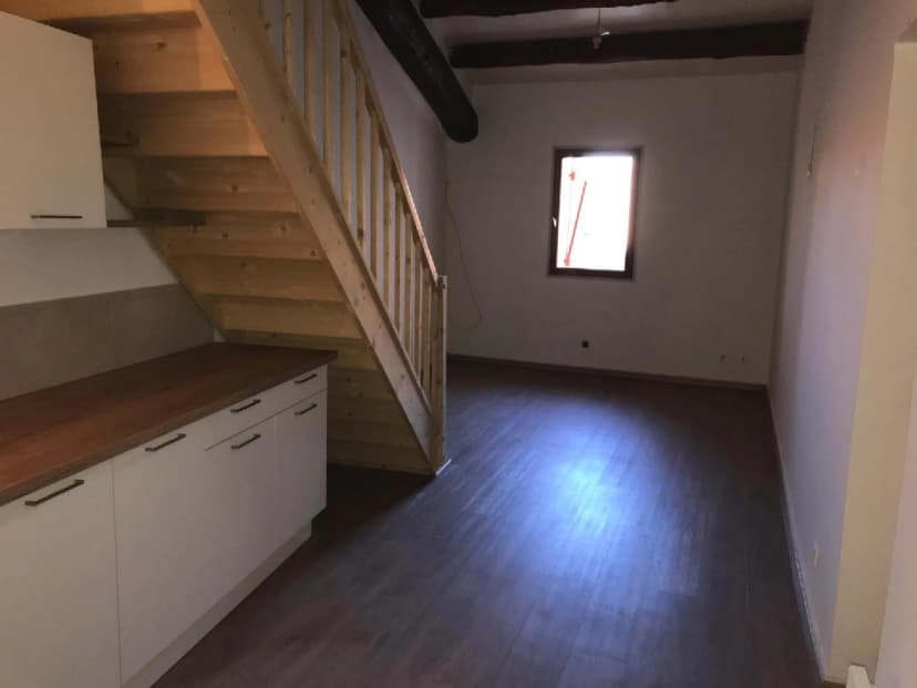 thumbnail of estate's photo