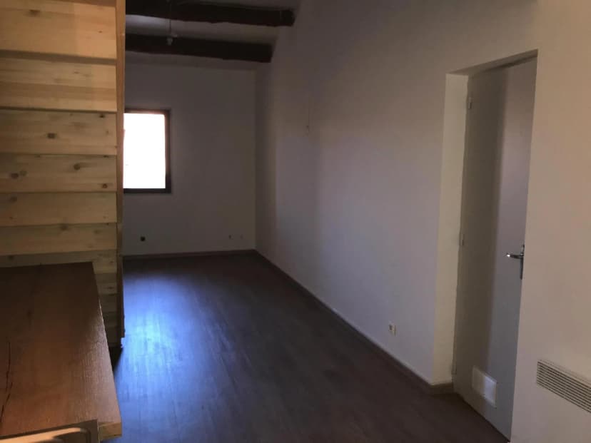 thumbnail of estate's photo