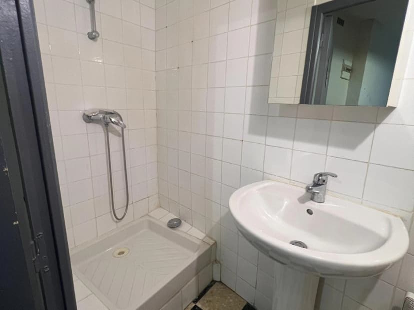 thumbnail of estate's photo