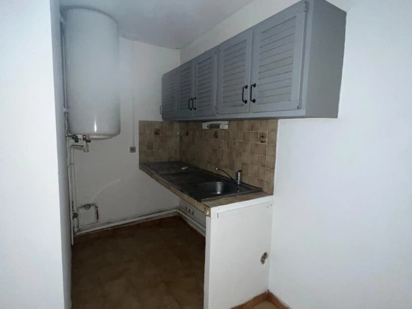 thumbnail of estate's photo