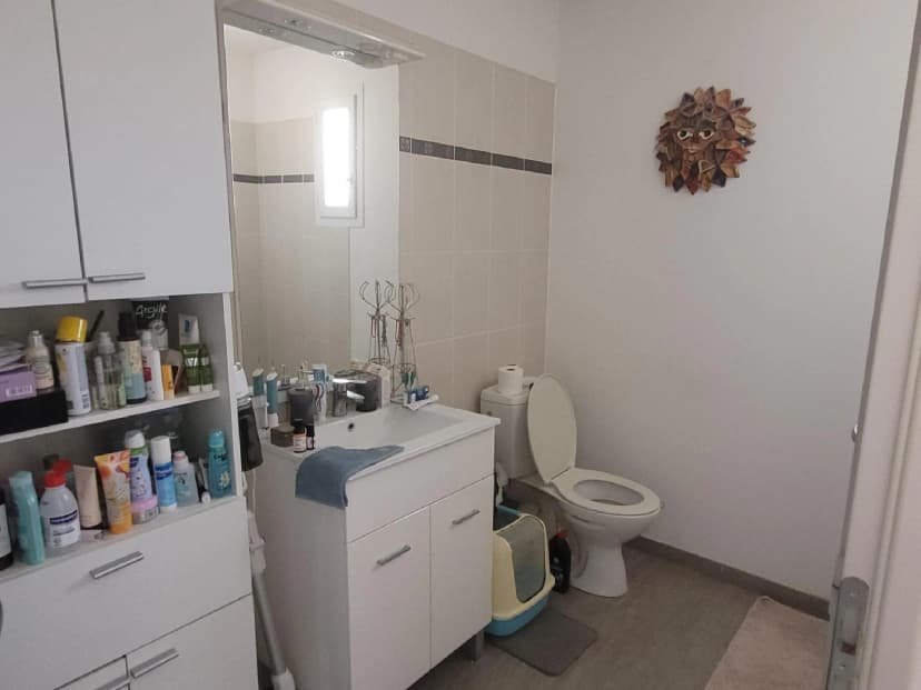 thumbnail of estate's photo